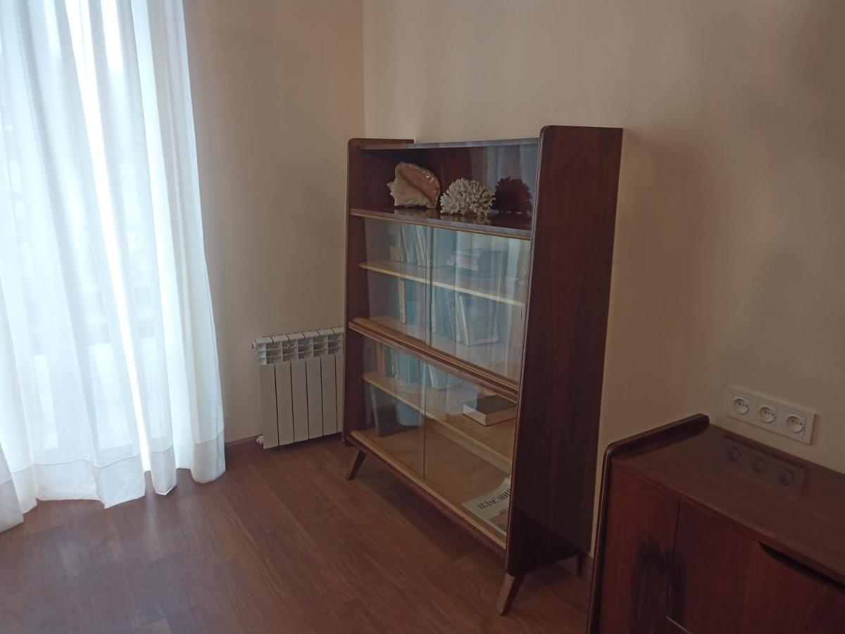 Spacious One Bedroom Apartment In The City Centre Ереван Экстерьер фото